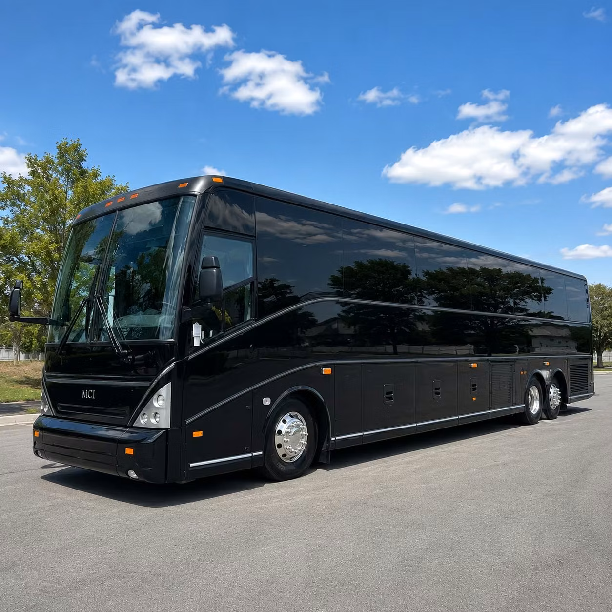 construction and workforce shuttle services for rialto job sites