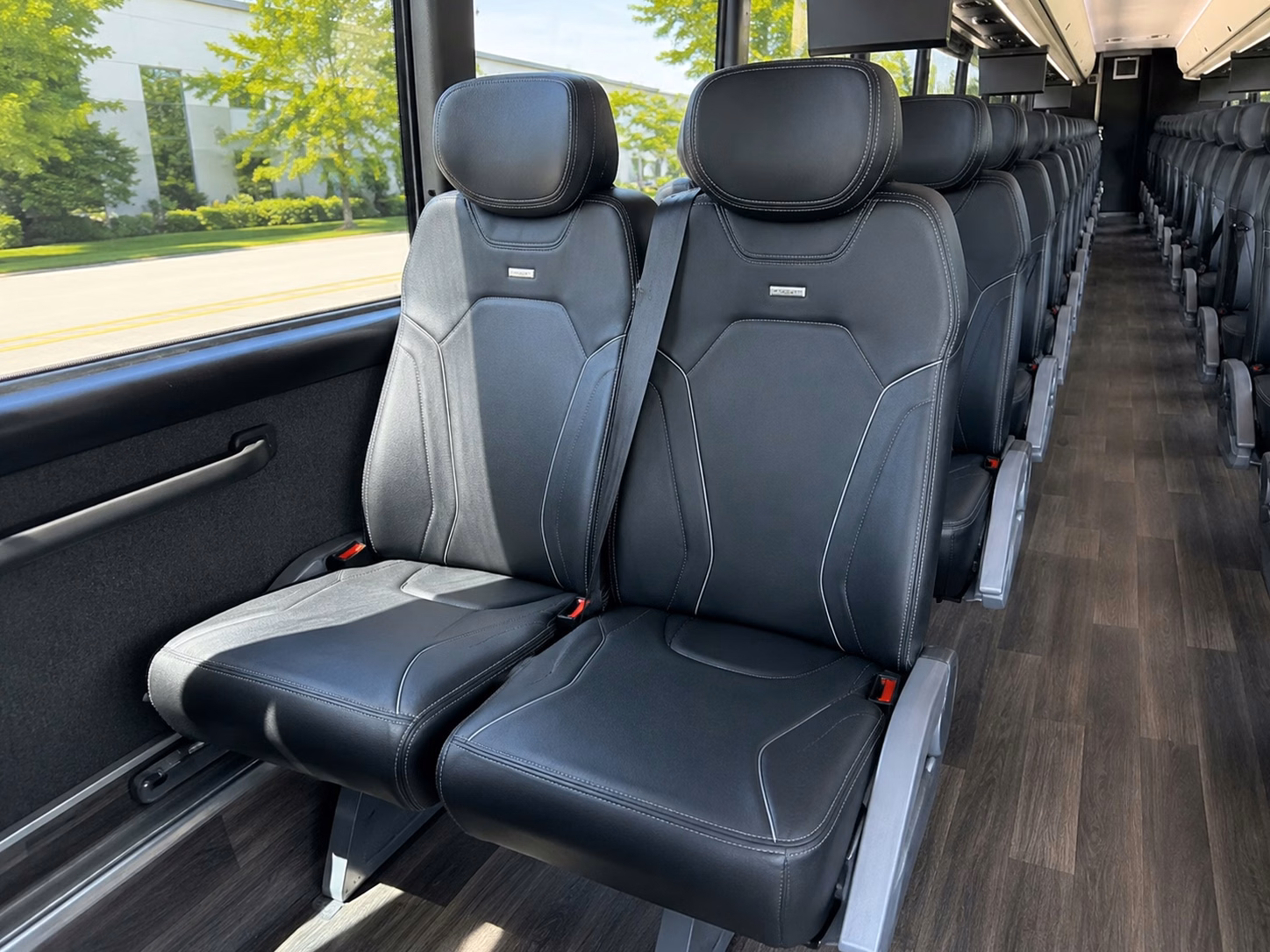 shuttle guests between rialto ceremony and reception venues without the chaos